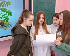 Специалисты агрокомпаний и вузов проводят занятия для агротехклассников